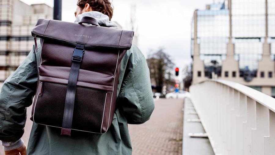 Un sac d’affaires multifonction qui convient a tous les travailleurs