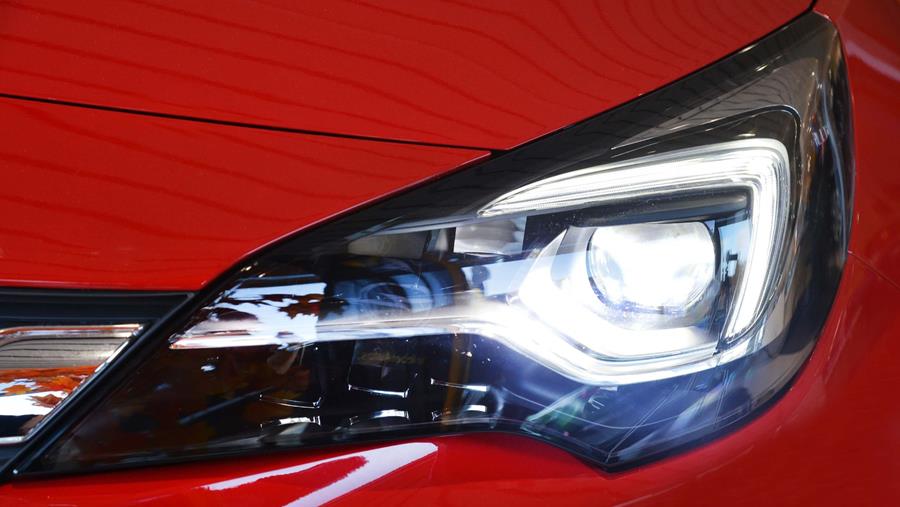 DEKRA: 100 ans de conseils pour mieux voir et être vu